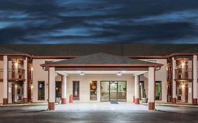 Super 8 By Wyndham Malvern